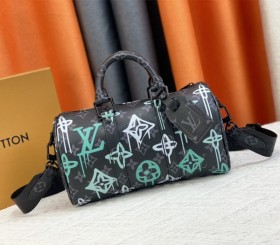 Louis Vuitton Monogram Eclipse Keepall Bandouliere 25 Travel Bag - Graffiti Green